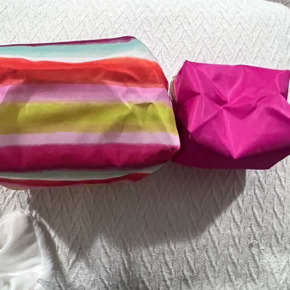 Bath & Body Works Zipper Pouches 🌈 - Picture 3 of 4